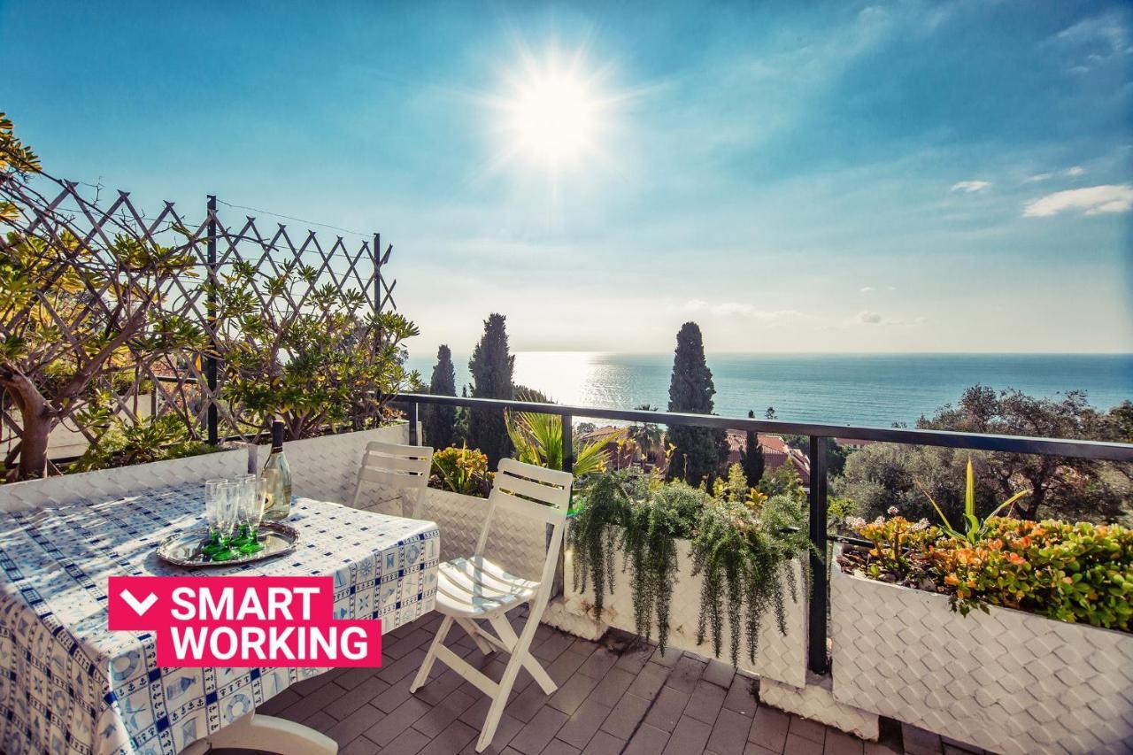 Appartamento Una terrazza sul golfo di Ospedaletti by Wonderful Italy Esterno foto