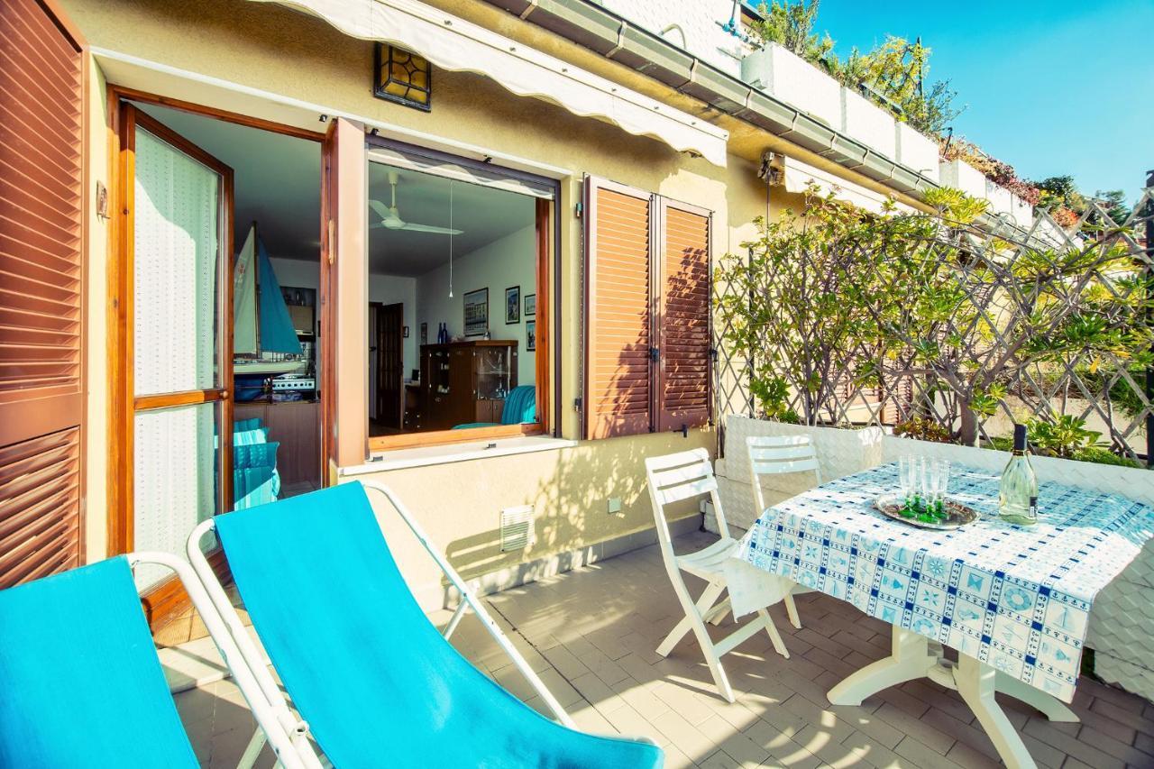 Appartamento Una terrazza sul golfo di Ospedaletti by Wonderful Italy Esterno foto